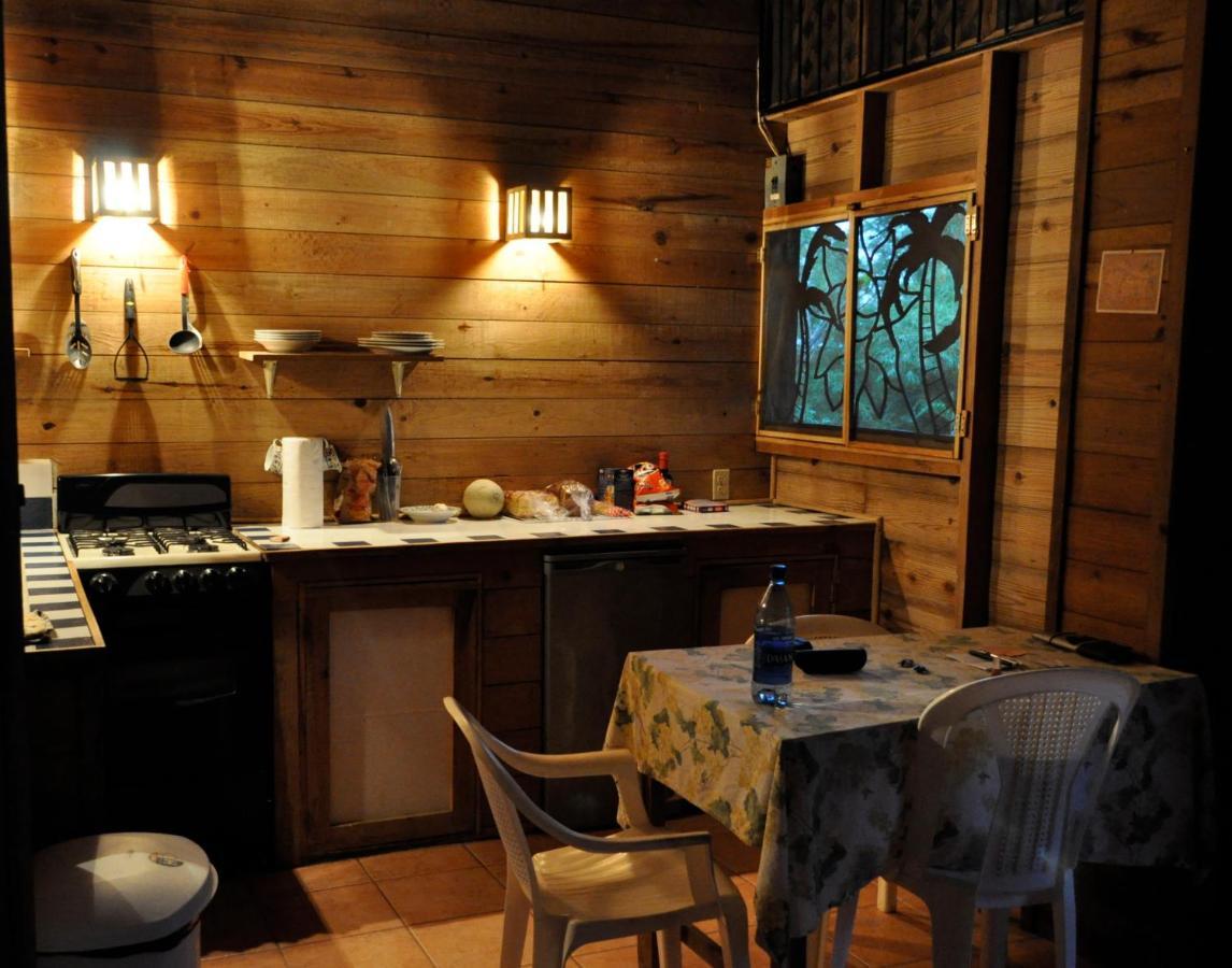Roatan Bed & Breakfast Apartments West End Quarto foto